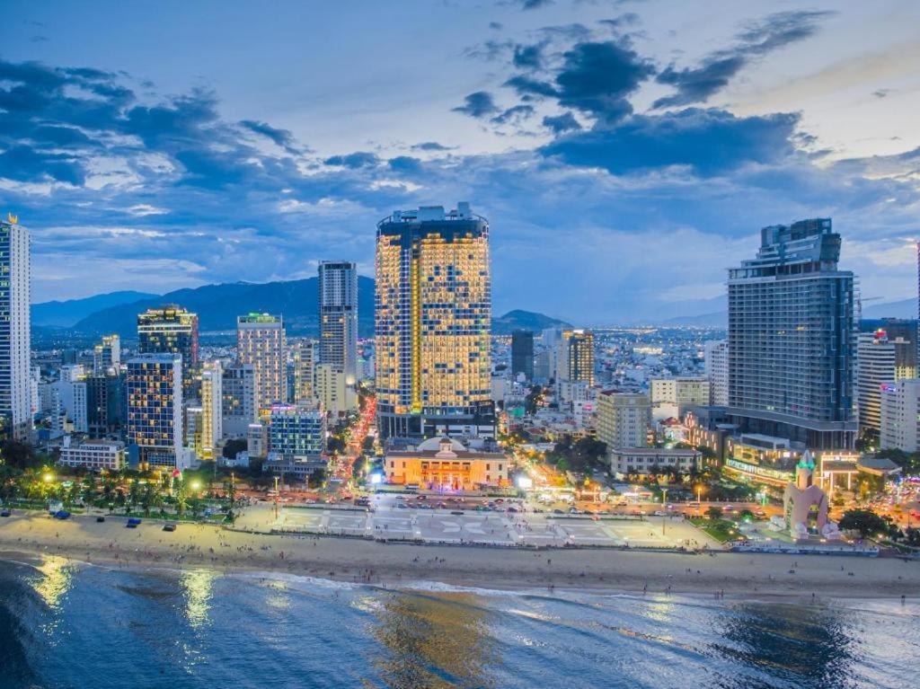 Rollton Ocean View Apartment Nha Trang Exterior foto