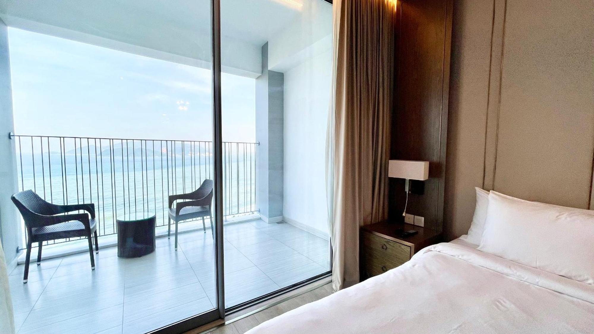 Rollton Ocean View Apartment Nha Trang Exterior foto